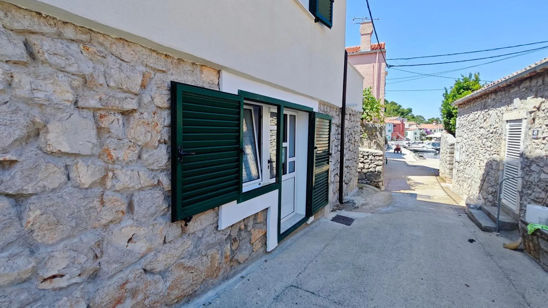Apartments By The Sea Veli Losinj, Losinj - 8031 0*,  Croacia